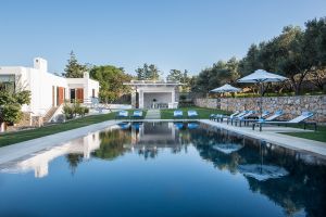 Close to the Sea & Comfortable for Big Groups, Villa Oleander